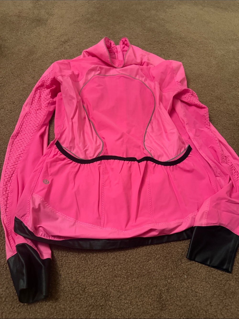 Lululemon Pink Women's Athletic Jacket - Bright Pink